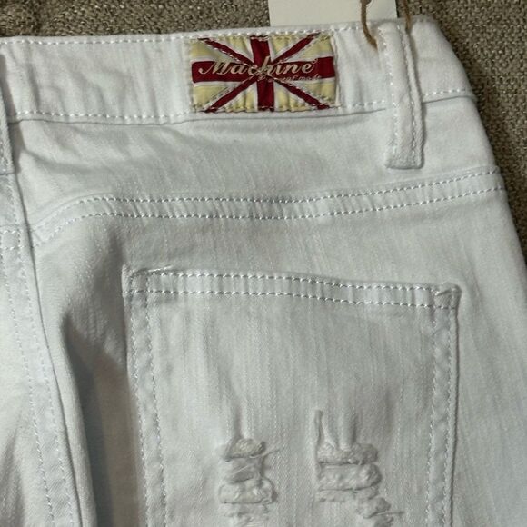 Distressed Cropped Jeans - Picture 11 of 16